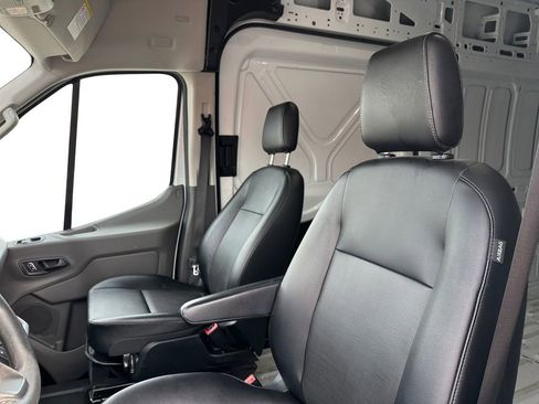 Used 2023 Ford Transit 250 148 High Roof AWD image 10