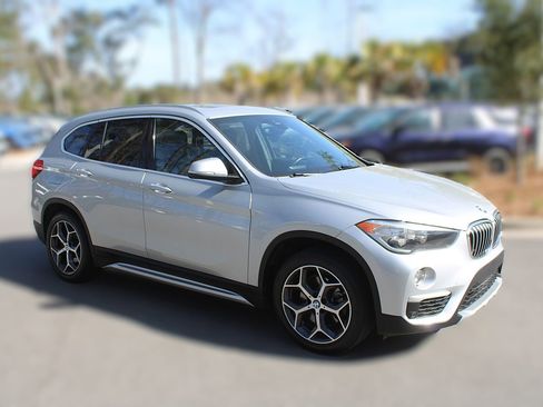 Used 2019 BMW X1 xDrive28i w/ Convenience Package image 15