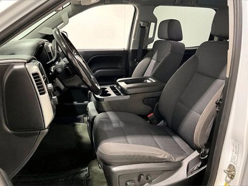 Used 2018 Chevrolet Silverado 1500 LT image 23