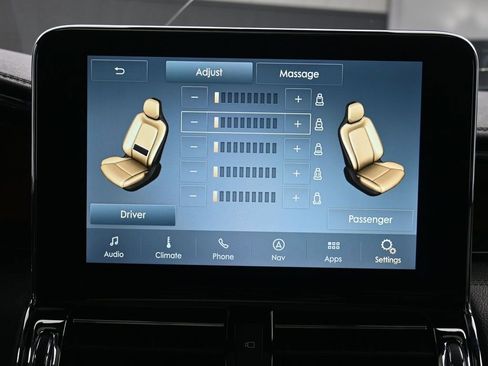 Used 2020 Lincoln Navigator Reserve w/ Luxury Package RWD image 39