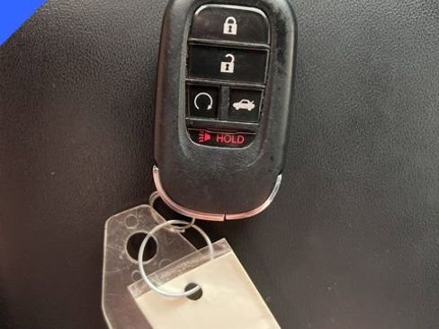 Used 2023 Honda Accord Touring image 4