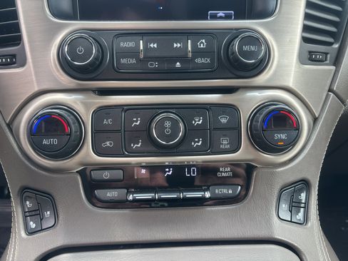 Used 2017 GMC Yukon XL Denali w/ Open Road Package AWD/4WD image 18