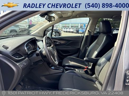 Used 2020 Buick Encore Preferred image 11