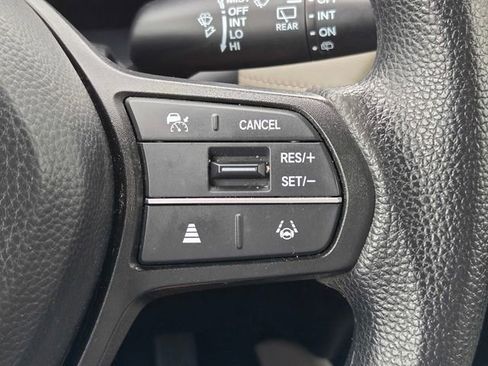 Used 2024 Honda HR-V LX image 25