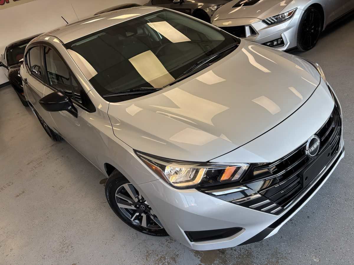 Used 2023 Nissan Versa S w/ S Plus Package FWD image 8