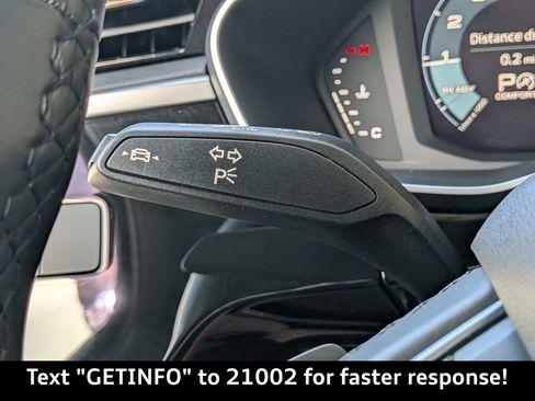 Certified 2024 Audi Q3 2.0T Premium w/ Convenience Package image 32