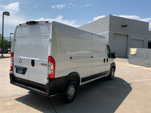 Used 2024 RAM ProMaster 2500 w/ Premium Convenience Group image 5