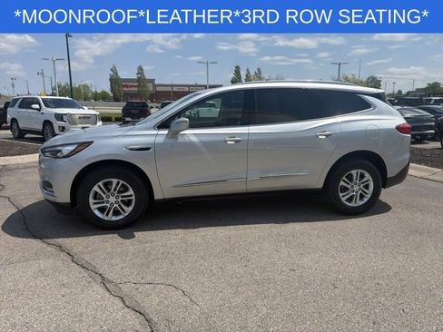 Used 2018 Buick Enclave Essence FWD image 7