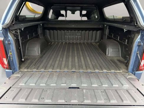 Used 2025 GMC Sierra 1500 Denali w/ Technology Package image 12