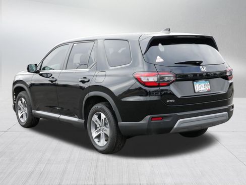 Certified 2025 Honda Pilot EX-L image 5