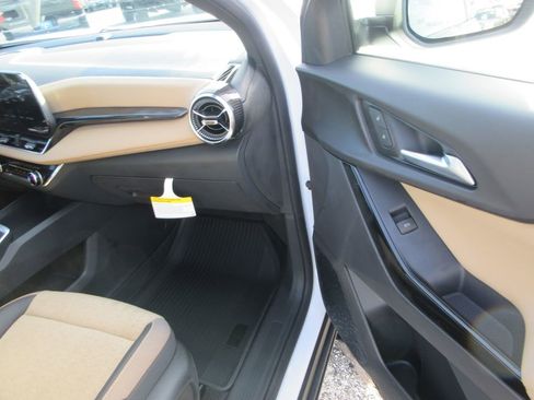 New 2026 Chevrolet Equinox ACTIV w/ Convenience Package III image 19