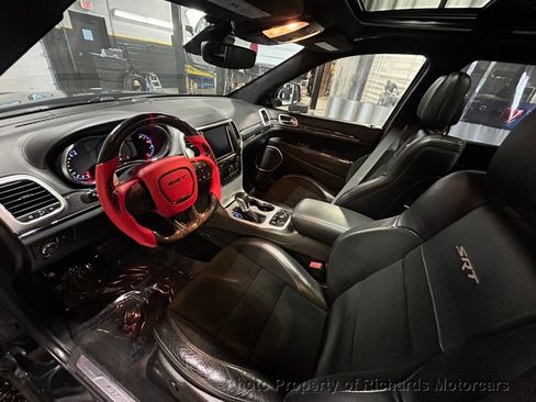 Used 2018 Jeep Grand Cherokee SRT AWD/4WD image 15