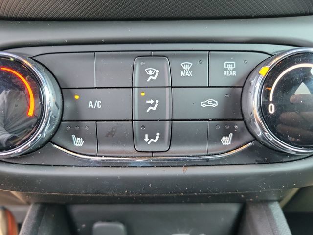 Used 2022 Chevrolet TrailBlazer RS FWD image 22