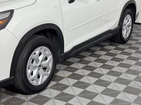 Used 2023 Subaru Forester AWD/4WD image 13