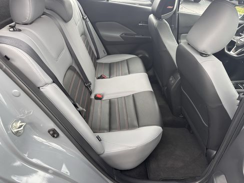 Used 2022 Nissan Kicks SR w/ Premium Package FWD image 16