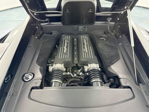 Used 2013 Lamborghini Gallardo LP 560-4 AWD/4WD image 28
