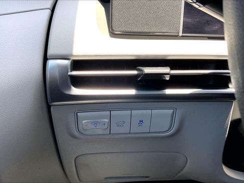Used 2025 Hyundai Tucson SEL AWD/4WD image 33