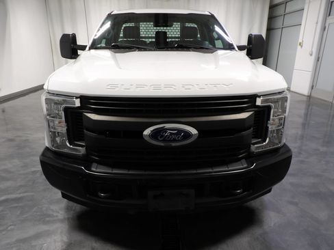 Used 2019 Ford F250 XL RWD image 2