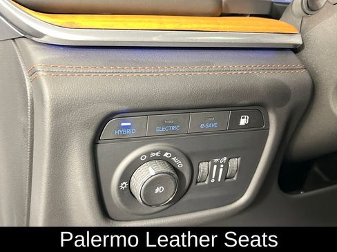 Used 2022 Jeep Grand Cherokee Summit image 24