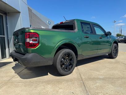 New 2025 Ford Maverick XLT w/ Black Appearance Package