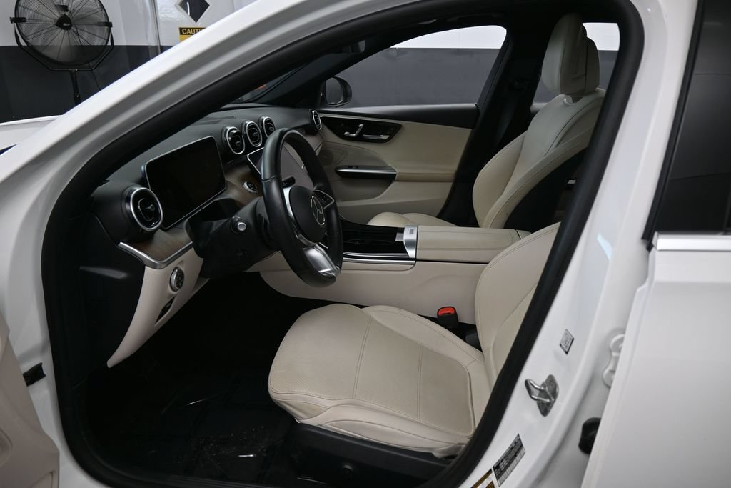 Used 2025 Mercedes-Benz C 300 Sedan image 10