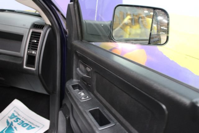 Used 2017 RAM 1500 ST w/ SXT Appearance Group AWD/4WD image 11