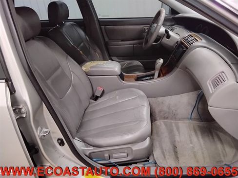 Used 2000 Toyota Avalon XLS image 14