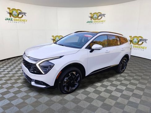 Used 2025 Kia Sportage SX image 4