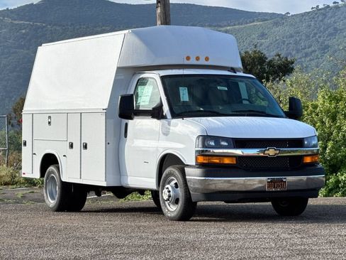 New 2026 Chevrolet Express 3500 w/ Power Convenience Package RWD image 2