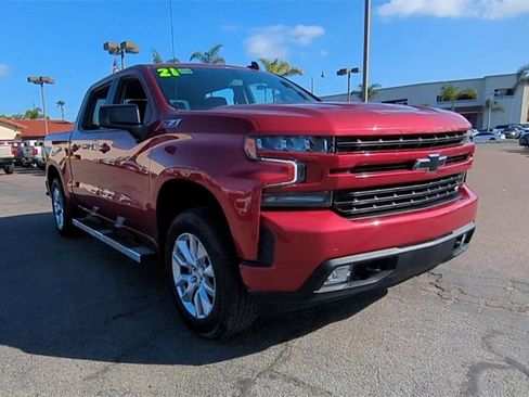 Used 2021 Chevrolet Silverado 1500 RST image 2