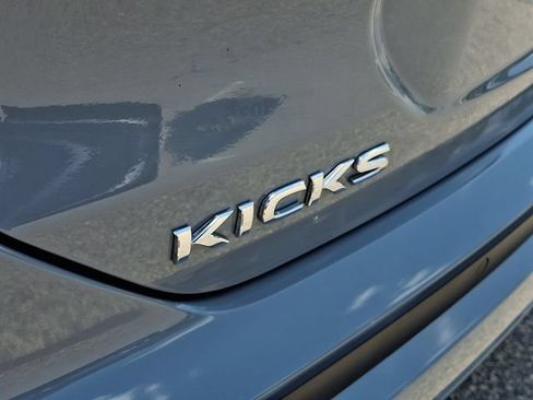Used 2024 Nissan Kicks SV FWD image 25