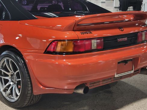 Used 1991 Toyota MR2 Turbo RWD image 24