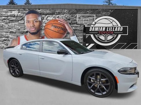 Used 2021 Dodge Charger SXT w/ Blacktop Package RWD image 1