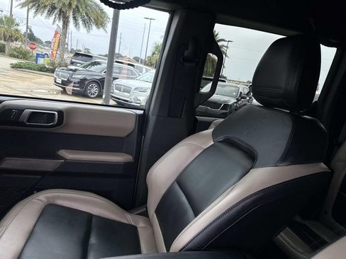 Used 2023 Ford Bronco Wildtrak AWD/4WD image 19
