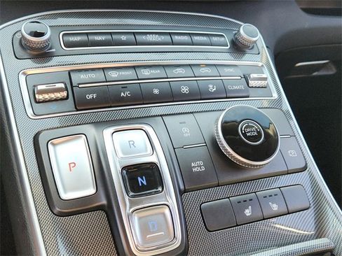 Used 2023 Hyundai Santa Fe SEL image 21