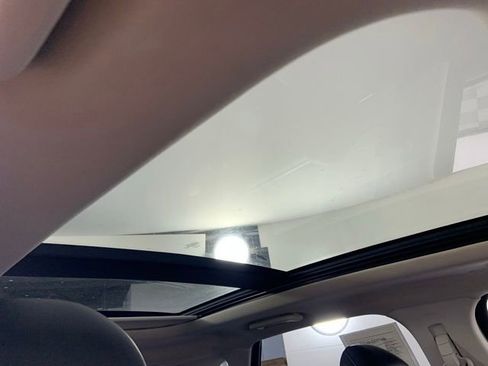 Used 2018 Ford Edge Sport w/ Equipment Group 401A AWD/4WD image 18