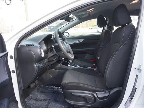 Used 2023 Kia Forte LXS image 26