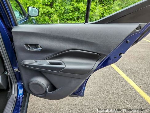 Used 2019 Nissan Kicks SR w/ SR Premium Package FWD image 27