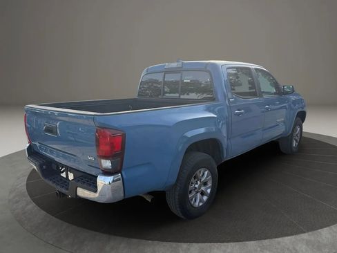 Used 2019 Toyota Tacoma SR5 RWD image 5