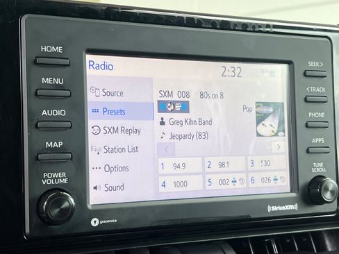 Used 2020 Toyota RAV4 LE image 23