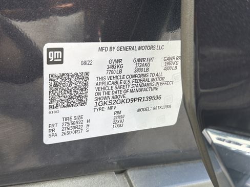 Used 2023 GMC Yukon XL SLT AWD/4WD image 36