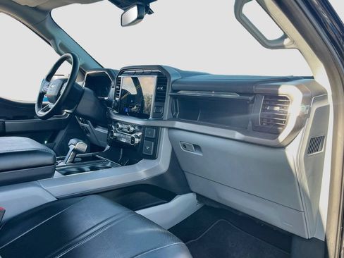Used 2024 Ford F150 Lightning XLT AWD/4WD image 28