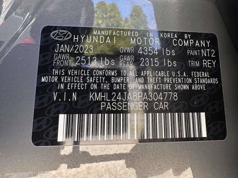 Used 2023 Hyundai Sonata SE FWD image 30