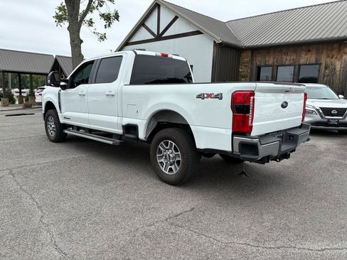 Used 2025 Ford F250 Lariat AWD/4WD image 2