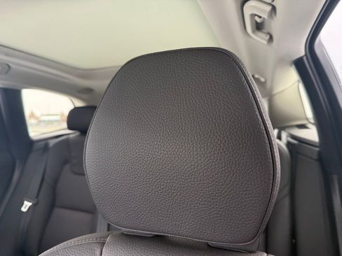 Used 2025 Volvo XC60 B5 Plus image 29