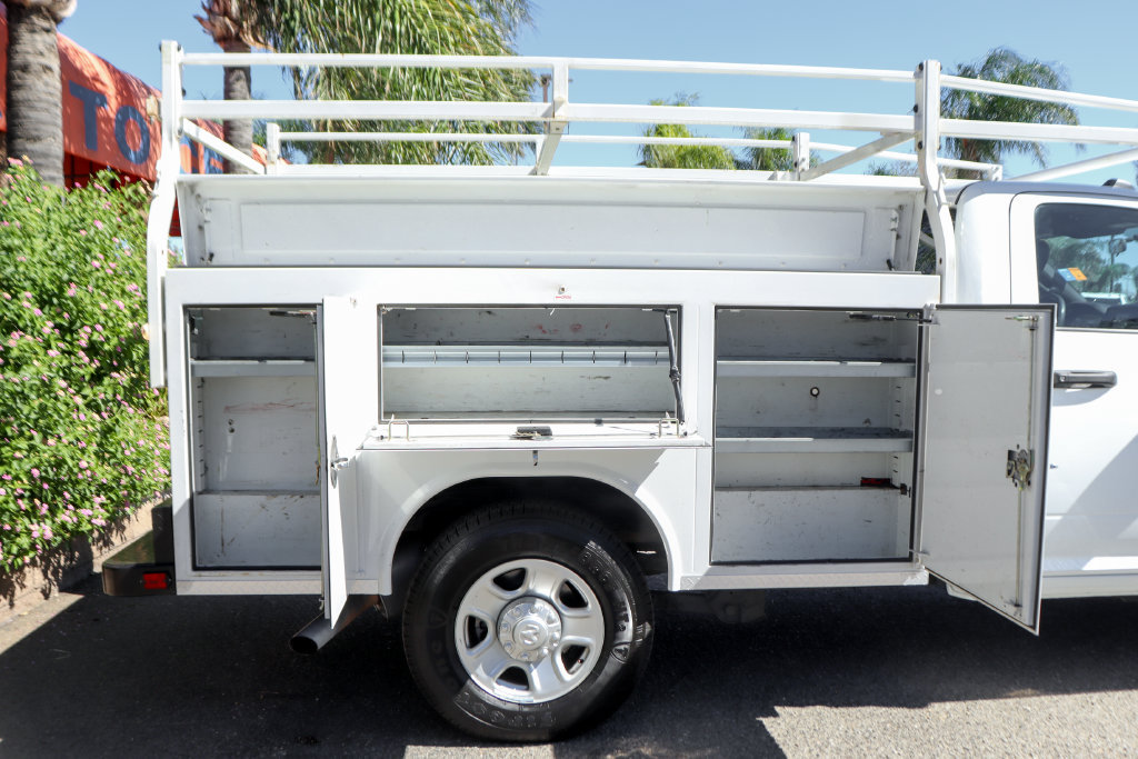 Used 2022 RAM 2500 Tradesman RWD image 11