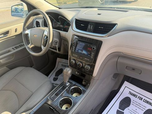 Used 2014 Chevrolet Traverse LT FWD image 7