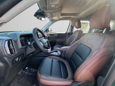 New 2025 Ford Bronco Sport Outer Banks w/ Outer Banks Tech Package+ AWD/4WD image 9