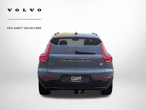 Certified 2023 Volvo XC40 Recharge Plus image 4
