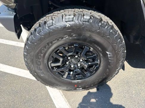 Used 2024 Ford Bronco Raptor AWD/4WD image 32